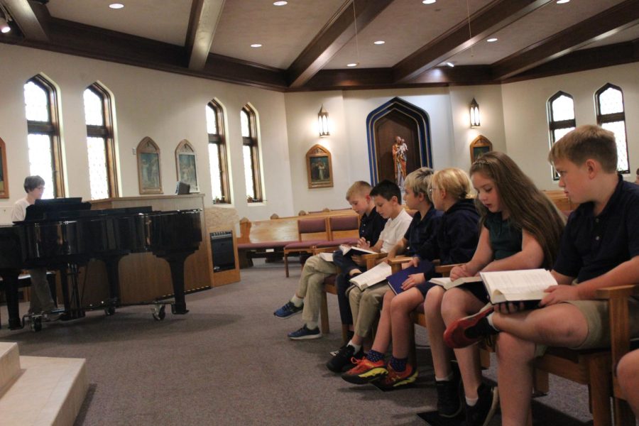 Clubs/Orgs: Choir